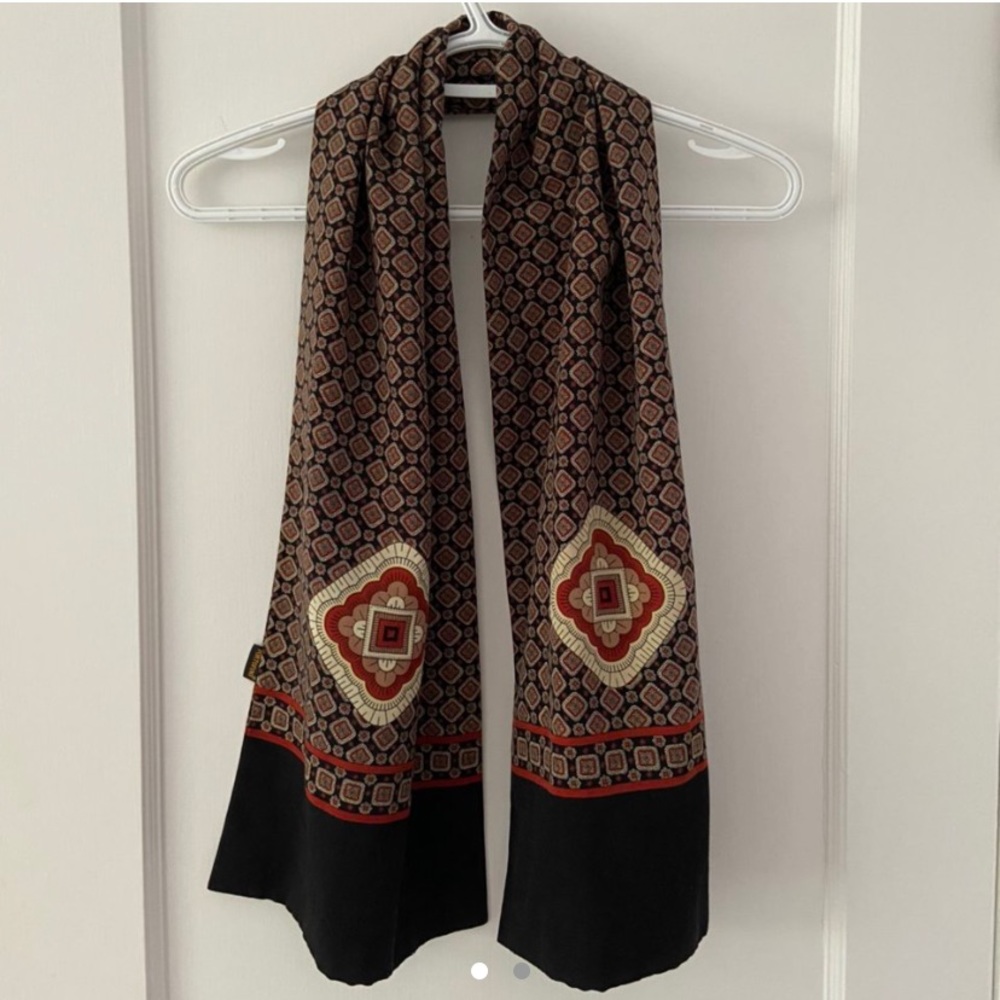 Satin scarf, luxe design